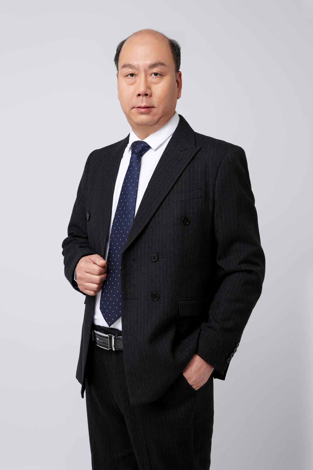 魏占杰.jpg
