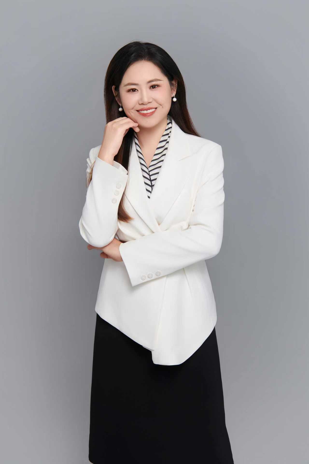 段彩丽.jpg